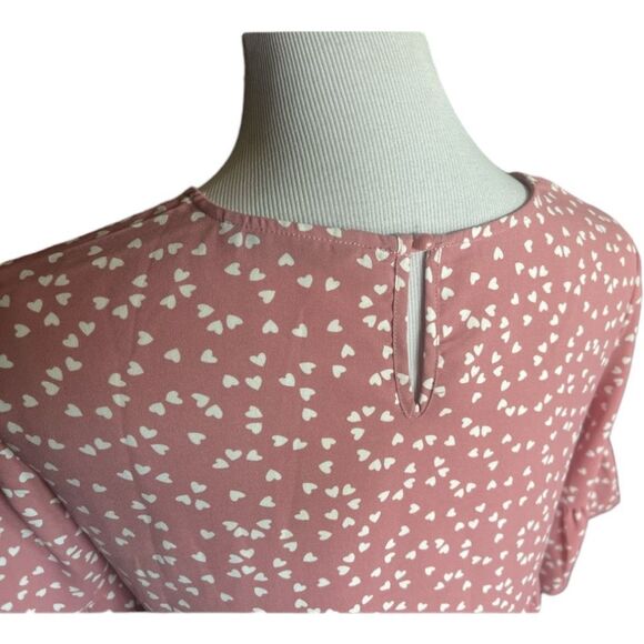 Womens Shein All Over Hearts Print Flutter Babydoll Sleeve Top - Sz S - Picture 3 of 3